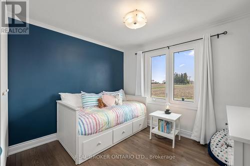 4548 20Th Side Road, Essa (Thornton), ON - Indoor Photo Showing Bedroom