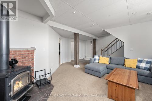 4548 20Th Side Road, Essa (Thornton), ON - Indoor Photo Showing Living Room With Fireplace