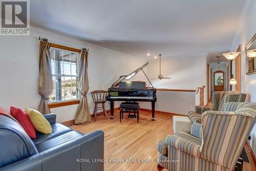 3071 5Th Line E, Trent Hills (Campbellford), ON - Indoor Photo Showing Living Room