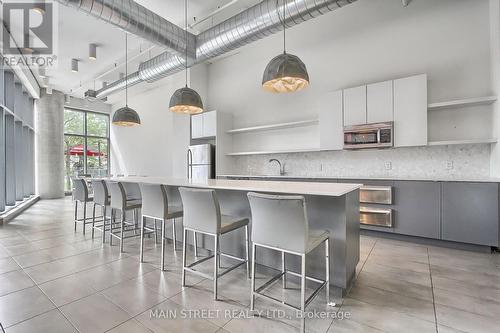 1213 - 150 East Liberty Street, Toronto (Niagara), ON - Indoor Photo Showing Kitchen With Upgraded Kitchen