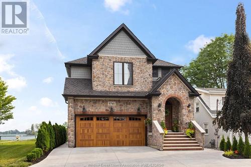 8748 Riverside Drive East, Windsor, ON - Outdoor