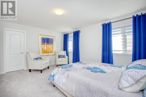 125 Connell Drive, Georgina (Keswick North), ON - Indoor Photo Showing Bedroom