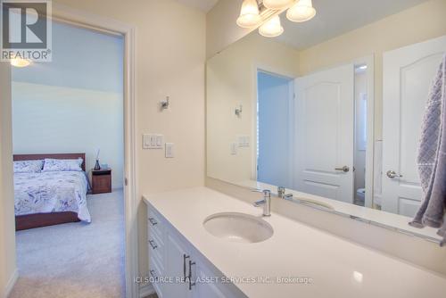 125 Connell Drive, Georgina (Keswick North), ON - Indoor Photo Showing Bathroom