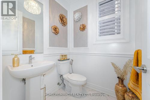 27 Balsdon Hollow, East Gwillimbury (Queensville), ON - Indoor Photo Showing Bathroom