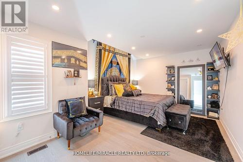 27 Balsdon Hollow, East Gwillimbury (Queensville), ON - Indoor Photo Showing Bedroom