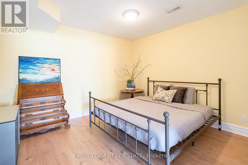 281 Puddicombe Road, Midland, ON - Indoor Photo Showing Bedroom