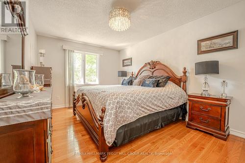 274 Edgehill Drive, Barrie, ON - Indoor Photo Showing Bedroom