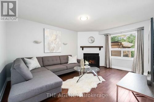 78 James Street, Barrie (Ardagh), ON - Indoor Photo Showing Living Room With Fireplace