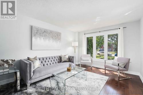 78 James Street, Barrie (Ardagh), ON - Indoor Photo Showing Living Room