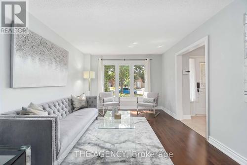 78 James Street, Barrie (Ardagh), ON - Indoor Photo Showing Living Room