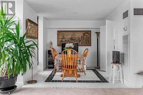 1612 - 2045 Lake Shore Boulevard W, Toronto (Mimico), ON - Indoor Photo Showing Dining Room