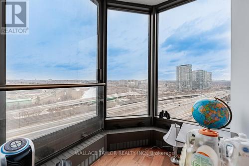 1612 - 2045 Lake Shore Boulevard W, Toronto (Mimico), ON -  Photo Showing Other Room