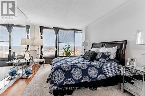 1612 - 2045 Lake Shore Boulevard W, Toronto (Mimico), ON - Indoor Photo Showing Bedroom