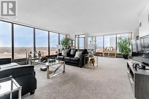 1612 - 2045 Lake Shore Boulevard W, Toronto (Mimico), ON - Indoor Photo Showing Living Room