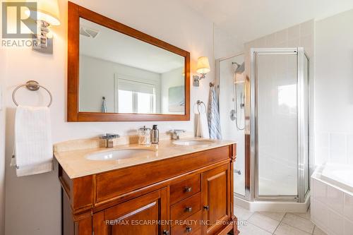 2612 Andover Road, Oakville (River Oaks), ON - Indoor Photo Showing Bathroom