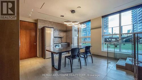 1710 - 36 Park Lawn Road, Toronto (Mimico), ON - Indoor Photo Showing Dining Room