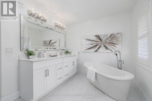 10 Prince Rupert Drive, Clarington (Courtice), ON - Indoor Photo Showing Bathroom