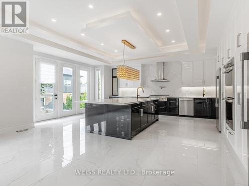 80 Charleswood Drive, Toronto (Clanton Park), ON - Indoor Photo Showing Kitchen With Upgraded Kitchen