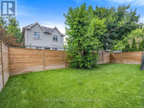 80 Charleswood Drive, Toronto (Clanton Park), ON - Outdoor