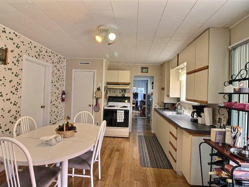 Kitchen - 495 Rg Ste-Madeleine, La Malbaie, QC - Indoor Photo Showing Dining Room