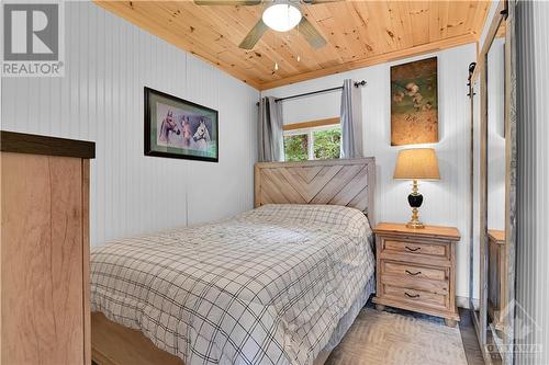 520 Otty Lake S W Shore Road, Perth, ON - Indoor Photo Showing Bedroom