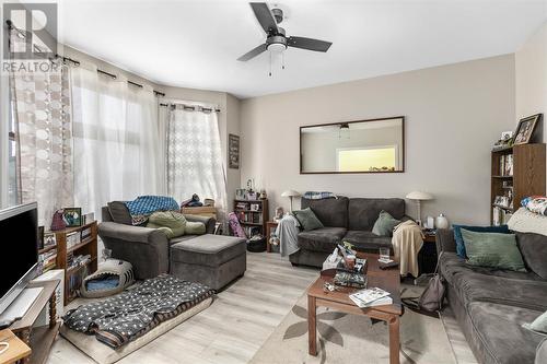 238 Albert St, Sault Ste. Marie, ON - Indoor Photo Showing Living Room