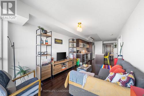 2403 - 386 Yonge Street, Toronto, ON - Indoor