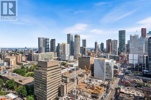 2403 - 386 Yonge Street, Toronto (Bay Street Corridor), ON - Outdoor With View