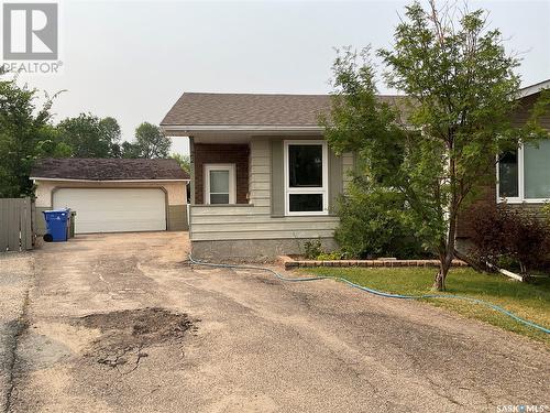 22 Cottonwood Bay, Regina, SK - Outdoor