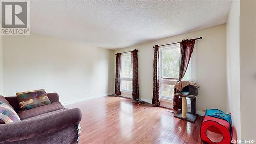 22 Cottonwood Bay, Regina, SK - Indoor Photo Showing Other Room