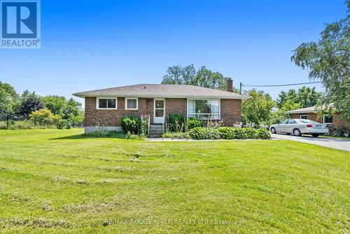 77 Roblin Road, Quinte West, ON - Outdoor