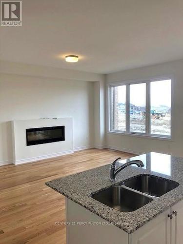 1965 Mcneil Street, Innisfil, ON - Indoor Photo Showing Kitchen With Double Sink