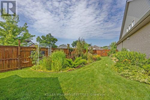 Landscaped garden down the side of the house - 190 Emery Street, Central Elgin (Port Stanley), ON - Outdoor