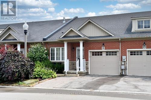 11 Serena Crescent, Hamilton (Stoney Creek), ON - Outdoor With Facade