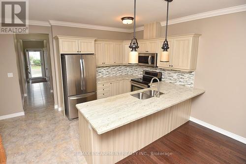 11 Serena Crescent, Hamilton (Stoney Creek), ON - Indoor Photo Showing Kitchen With Double Sink