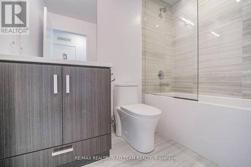 2003 - 38 Honeycrisp Crescent, Vaughan (Vaughan Corporate Centre), ON - Indoor Photo Showing Bathroom