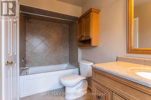 36 - 1610 Crawforth Street, Whitby (Blue Grass Meadows), ON - Indoor Photo Showing Bathroom