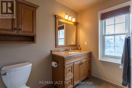 36 - 1610 Crawforth Street, Whitby (Blue Grass Meadows), ON - Indoor Photo Showing Bathroom