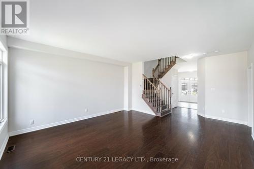 45 Atkinson Crescent, New Tecumseth, ON - Indoor Photo Showing Other Room