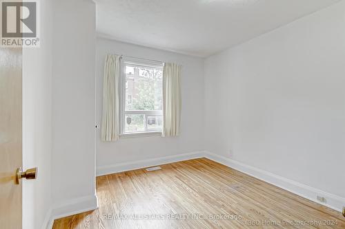 117 North Bonnington Avenue, Toronto (Clairlea-Birchmount), ON - Indoor Photo Showing Other Room