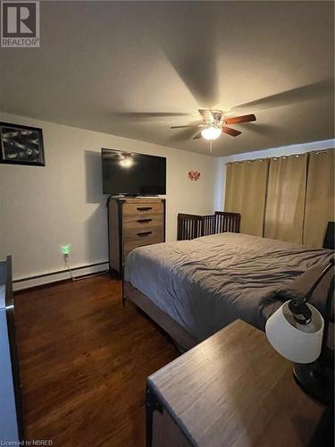 303 Greenhill Avenue, North Bay, ON - Indoor Photo Showing Bedroom