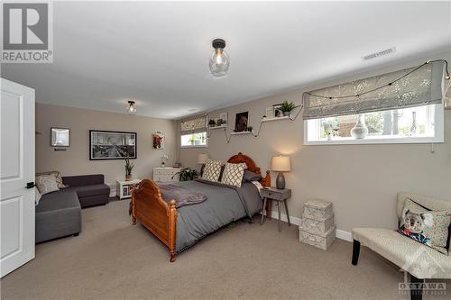 14 Beggs Court, Ottawa, ON - Indoor Photo Showing Bedroom