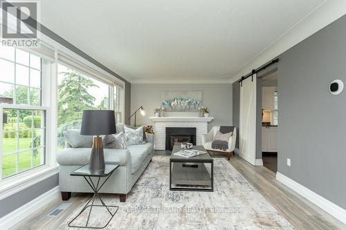 199 Centennial Avenue, St. Thomas, ON - Indoor Photo Showing Living Room With Fireplace