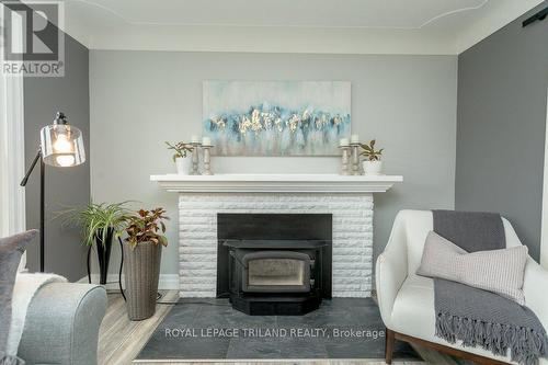 199 Centennial Avenue, St. Thomas, ON - Indoor Photo Showing Living Room With Fireplace