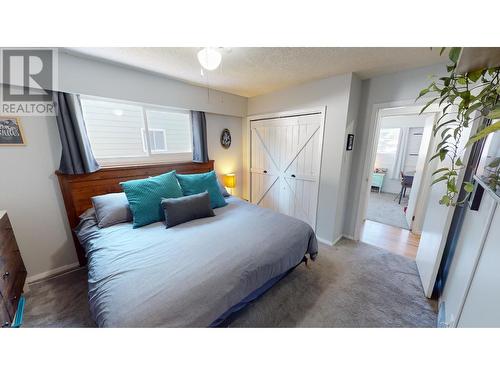 804 30Th Avenue S, Cranbrook, BC - Indoor Photo Showing Bedroom