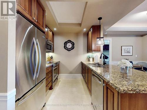 1003C - 662 Sheppard Avenue E, Toronto (Bayview Village), ON - Indoor Photo Showing Kitchen With Stainless Steel Kitchen With Double Sink With Upgraded Kitchen