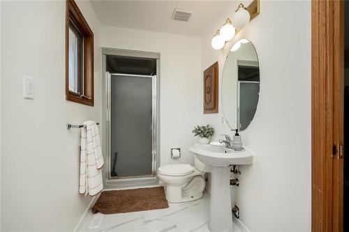 23 Princemere Road, Winnipeg, MB - Indoor Photo Showing Bathroom