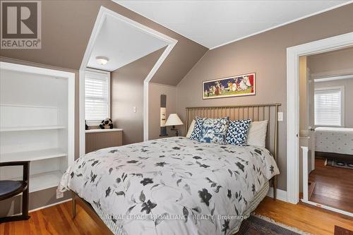 98 Bridge Street, Prince Edward County (Picton), ON - Indoor Photo Showing Bedroom