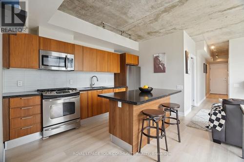 813 - 318 King Street E, Toronto (Moss Park), ON - Indoor Photo Showing Kitchen