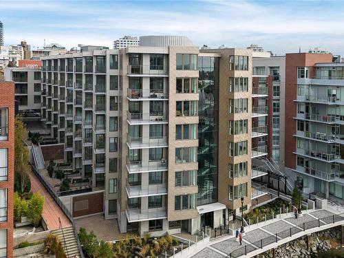 300-1628 Store St, Victoria, BC - Outdoor With Balcony With Facade